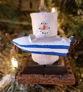 Smores ornament with speed boat-resin 3"