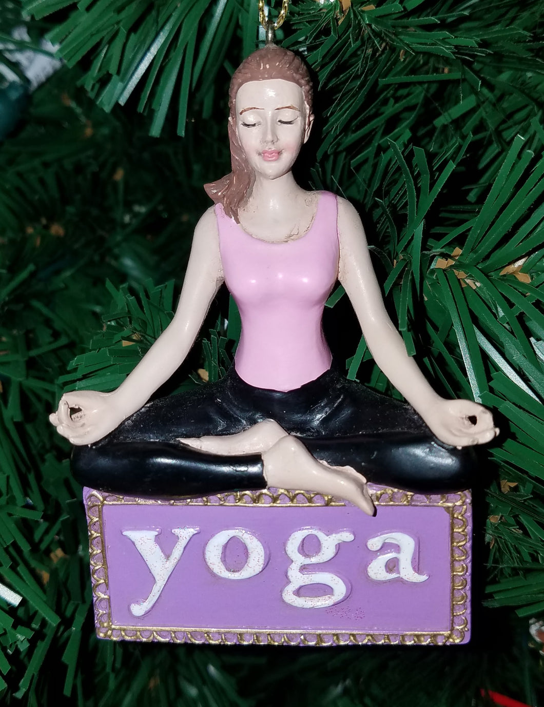 Yoga ornament resin 4