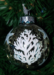 Glass silver ornament with starfish 2"