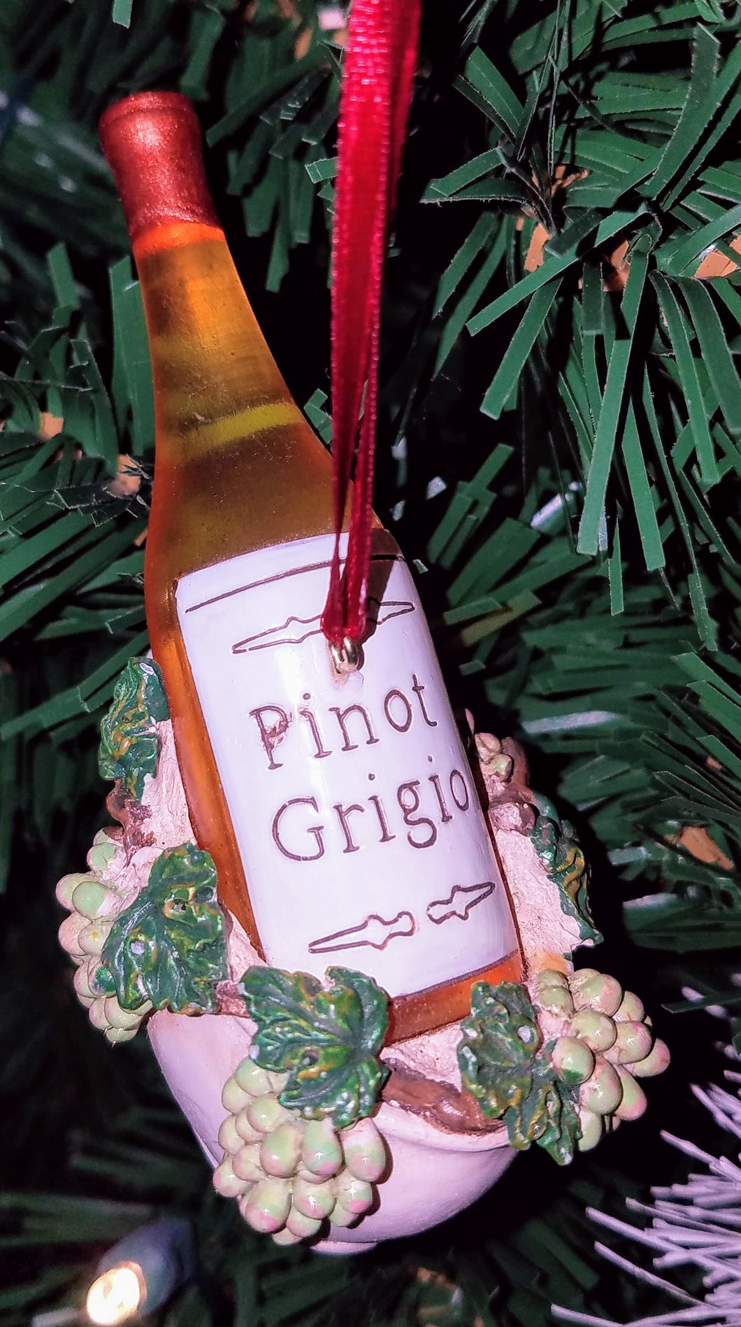 Wine bottle Pinot Grigio ornament resin 4 inches