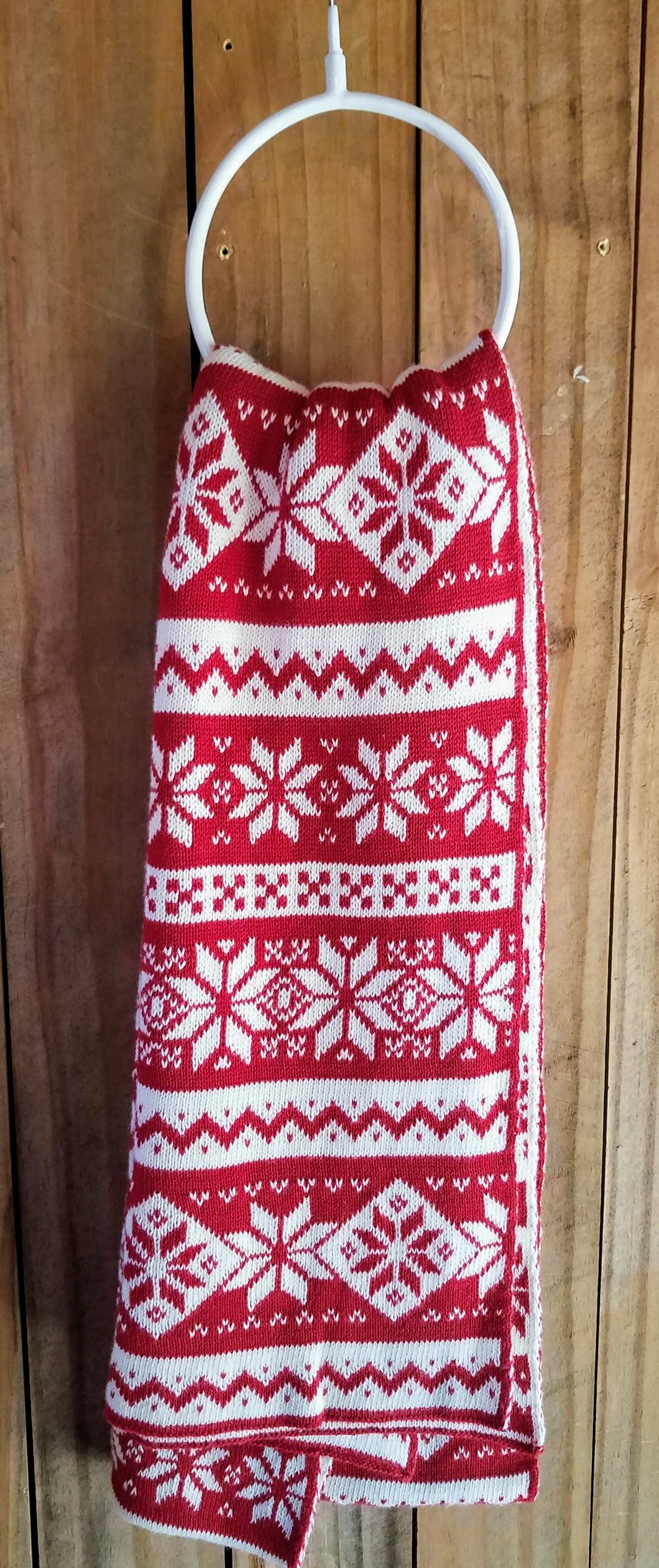 Ladies cotton scarf with red & white snowflakes 70