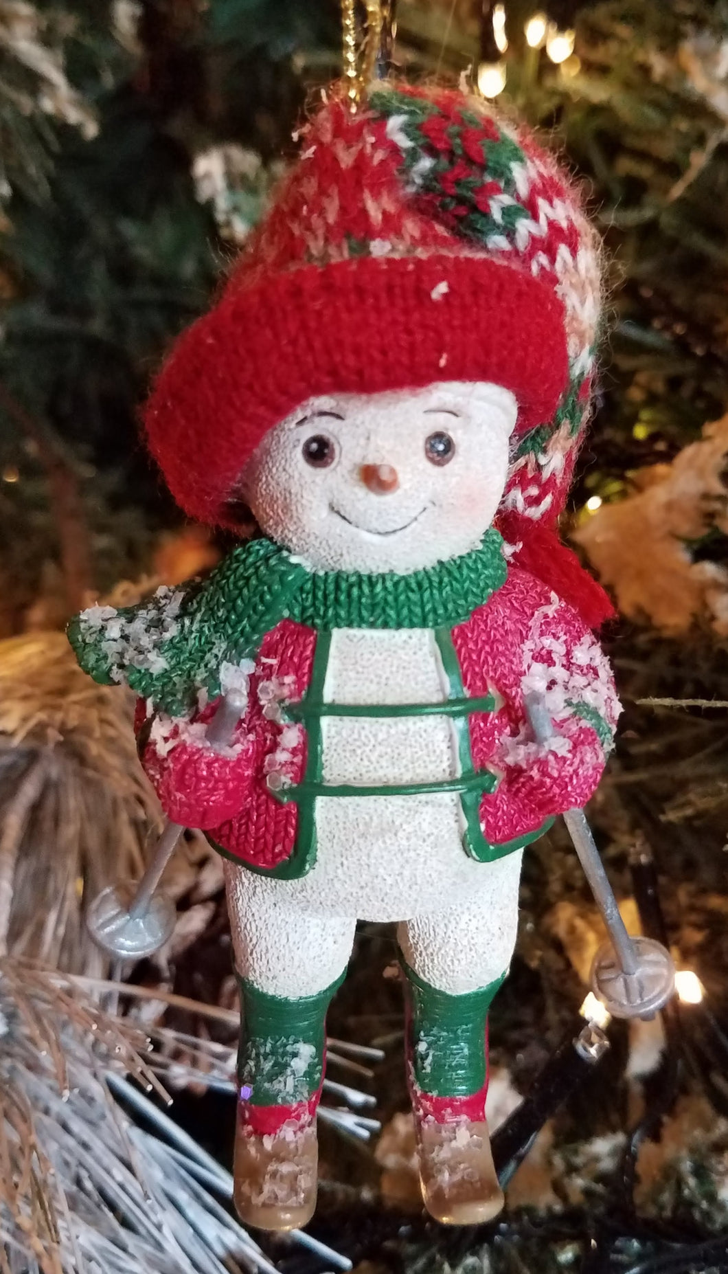 Snowman ornament on skis resin 4
