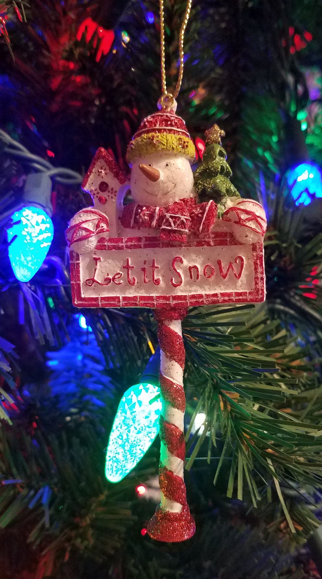 Let it snow ornament w snowman resin 4.5
