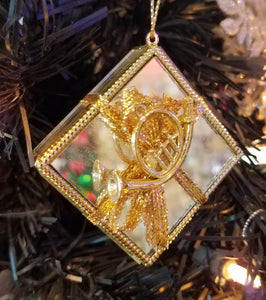 Gold gift box ornament with mucical horn- acrylic 2"x2"