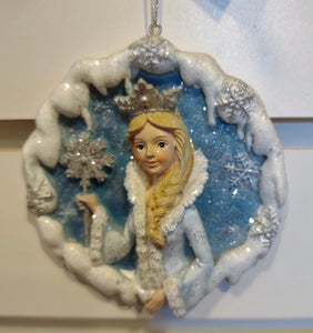 Round Disk Ornament with Princess/Silver Crown/Sceptor 4" Resin